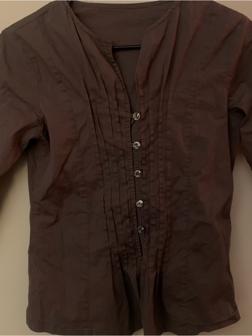 Woman’s gray pintuck Shirt